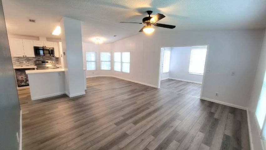 2319 Heron Drive a Lake Wales, FL Mobile or Manufactured Home for Sale